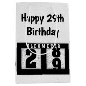29th Birthday Black Odometer Medium Cadeauzakje (Voorkant)