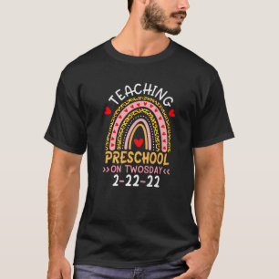 2-22-2022 Leerschool op tweedaagse leraar Va T-shirt