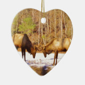 2~ 2 Bull Elk in de sneeuw Keramisch Ornament (Rechts)