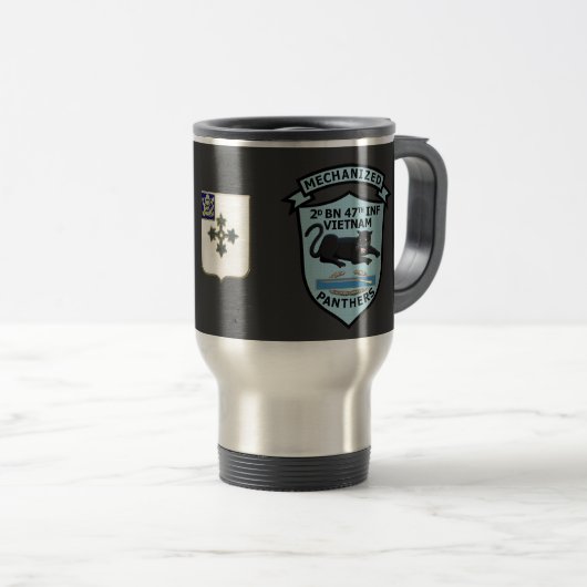 2/47e Infanterieure Crest & Patches Mok (Voorkant rechts)