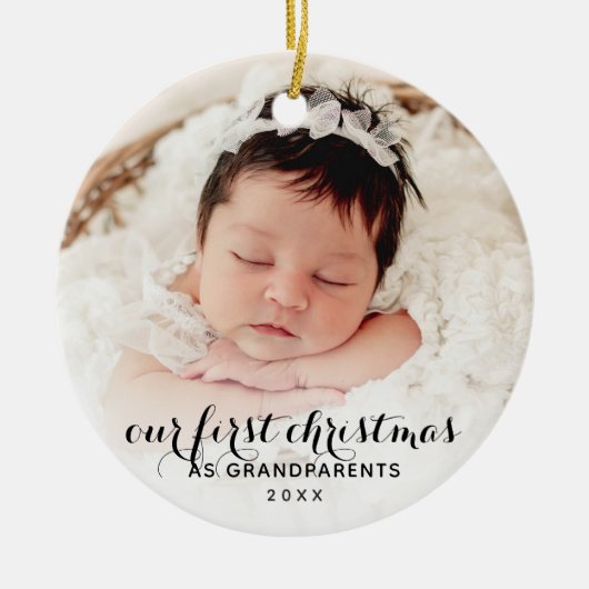 2 Baby Foto's van ons eerste kerstfeest als grooto Keramisch Ornament (Voorkant)