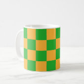2 Color Checkered Square Pattern  Koffiemok (Voorkant links)