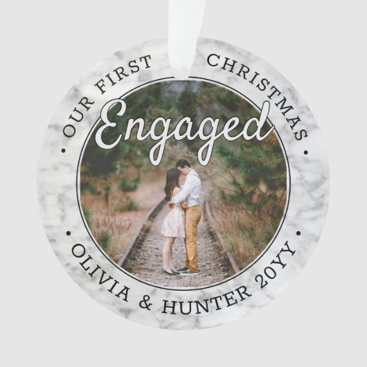 2 Foto 1 Kerstmis Engaged Elegant Faux Marble Ornament (voorkant)