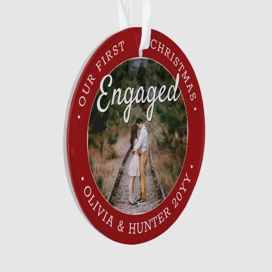 2 Foto 1 Kerstmis Engaged Elegant Red & White Ornament (voorkant)