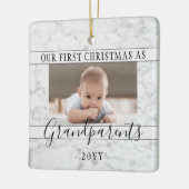 2 Foto 1st Xmas Grandouders Script Faux Marble Keramisch Ornament (Links)