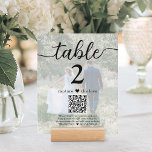 2 foto bruiloft QR code zwart script tabel nummer<br><div class="desc">Voeg een gepersonaliseerde finishing touch toe aan de decoraties van de huwelijksreceptie met de nummerkaarten van de douanefoto & QR Codelijst. Afbeeldingen en bewoordingen zijn eenvoudig aan te passen en kunnen op de voor- en achterkant verschillend of hetzelfde zijn. Verander indien gewenst "capture the love" in "honeymoon fund", "een speciaal...</div>