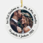 2 Foto: Mr & Mrs. 1st Kerstmis Black White Keramisch Ornament (Voorkant)