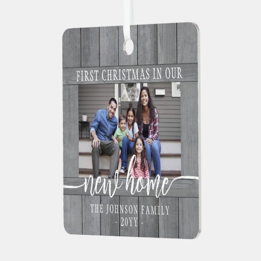 2 Foto: New Home First Kerstgrijs Faux Wood Metalen Ornament (Voorkant links)