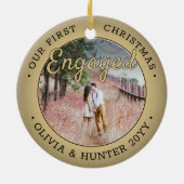 2 Foto Onze eerste kerst met zwarte en gouden kleu Keramisch Ornament (Achterkant)