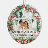 2 Foto Onze eerste kerst verloofd, Zverloofd Keramisch Ornament (Links)