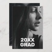 2 Foto Trendy Modern Bold White Text Afstuderen Kaart (Voorkant / Achterkant)