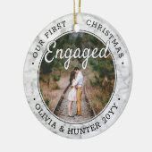 2 Foto van onze eerste kerst met Faux Marble Keramisch Ornament (Links)