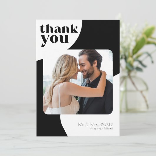 2 foto zwart-wit bruiloft dank u kaart (Staand voorkant)
