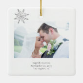 2 foto's Eerste Kerstmis Mr. en Mrs. echtpaar Keramisch Ornament (Achterkant)