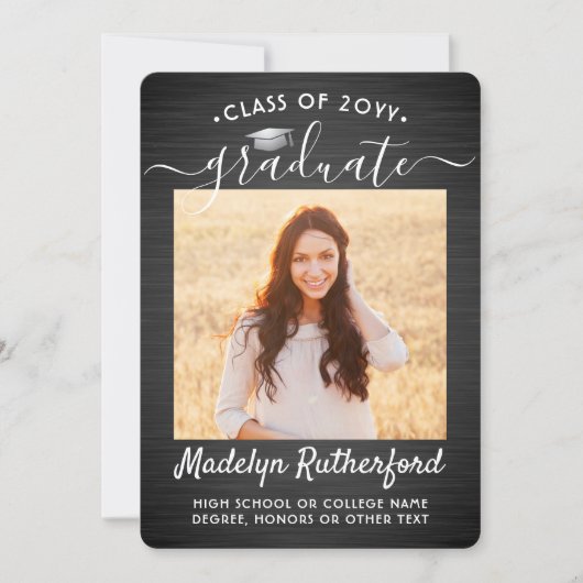 2 Foto's Geborsteld Zwart en Wit Script Afstuderen Aankondiging (Voorkant)