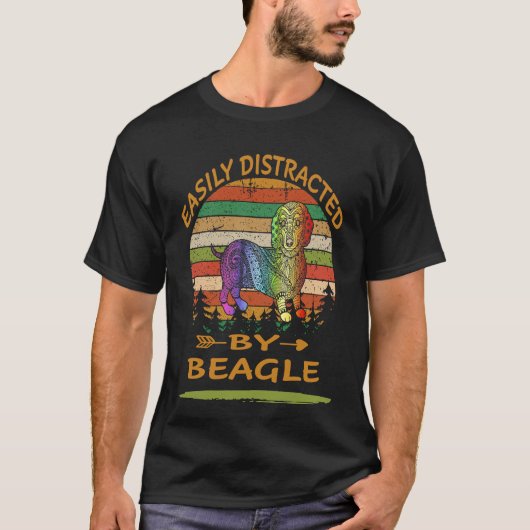 2 gemakkelijk afgeleid door Beagle T-shirt (Voorkant)