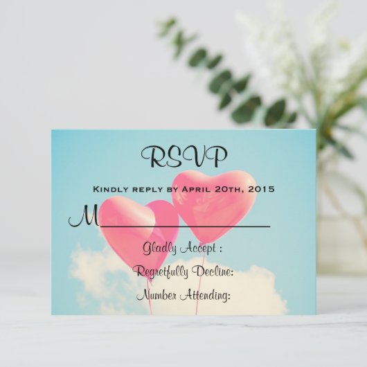 2 Helderrode, gevormde ballonnen RSVP (Staand voorkant)