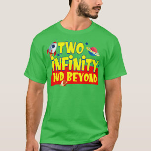 2 jaar oude tweedaagse oneindigheid" en na de twee t-shirt