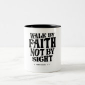 2 Korintiërs 5:7 Wandeling door geloof - Christeli Tweekleurige Koffiemok (Center)