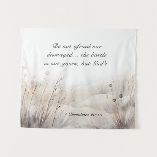 2 Kronieken 20:15 De strijd is Gods Bijbelvers Wandkleed (Voorkant (horizontaal))