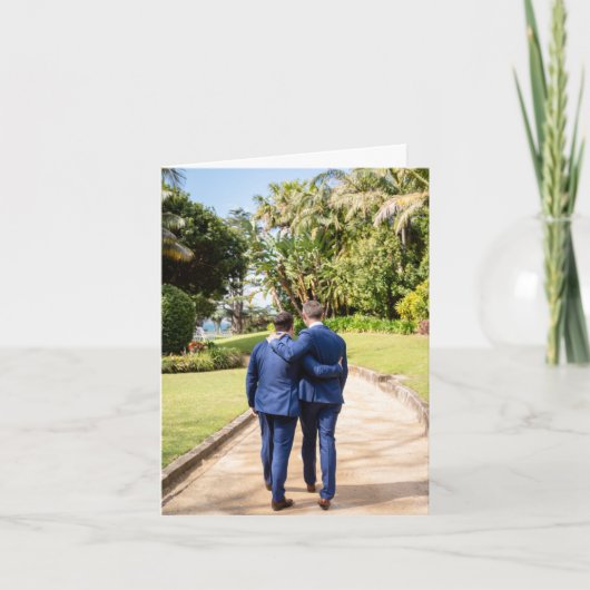 2 Mannen lopen Holding Elkaar - ontwerp door rqst Kaart (Voorkant)