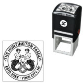 2 Mermen Making Heart Sign Familienaam Datum ESTD Zelfinktende Stempel (In situ)