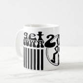 2 mok met vinylmuziek (Voorkant links)