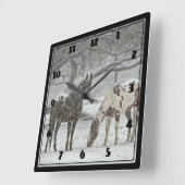 2 Paarden buiten in de winter tijdens het sneeuwwe Vierkante Klok (Hoek)