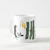 2 Pandas eet bamboe in het tropisch bos Koffiemok (Voorkant links)