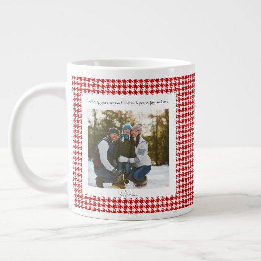 2 Photo Red Plaid Rustic Monogram Trendy Christmas Grote Koffiekop (Links)
