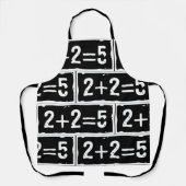 2 plus 2 is 5 schort (Voorkant)