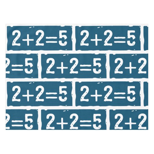 2 plus 2 is 5 tafelkleed (Voorkant (Horizontaal))