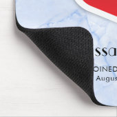 2 rode papieren harten op Icy Blue Marble Custom Muismat (Hoek)