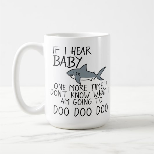 2 zijkanten: Funny Baby Shark/Mam Shark Mok (Links)