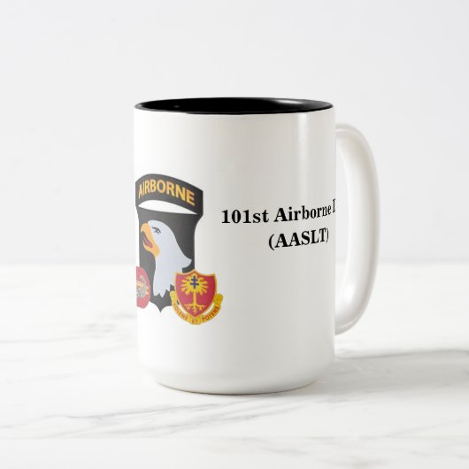 2e Bn 320e Mok van veldartillerie (Voorkant rechts)