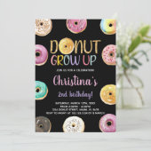 2e Gouden Glitter Donut Verjaardag Uitnodigingen (Staand voorkant)