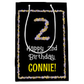 2e verjaardag: Floral Flowers Number, Custom Name Medium Cadeauzakje (Voorkant)