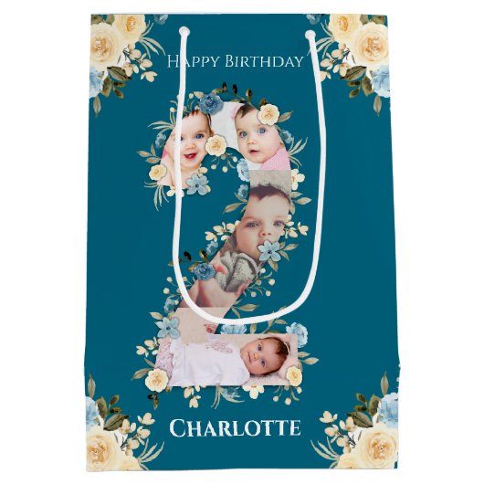 2e verjaardag Foto Blauwgroen Collage Blue Yellow  Medium Cadeauzakje (Achterkant)