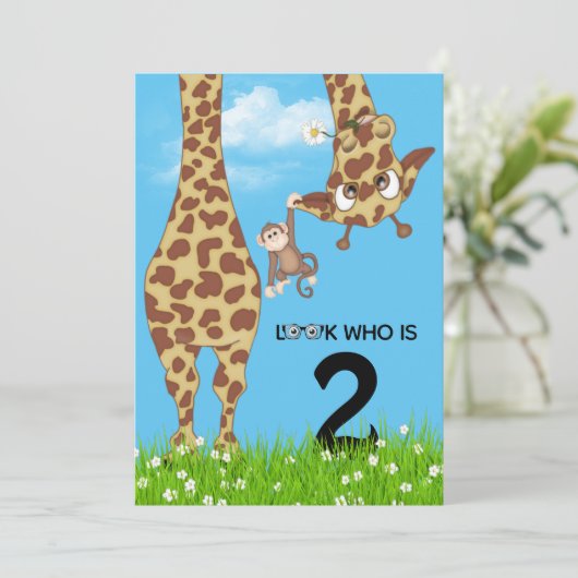 2e verjaardag Giraffe in gras Kaart (Staand voorkant)