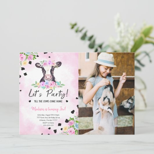 2e Verjaardag Koe Fotouitnodiging Kaart (Staand voorkant)