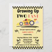 2e verjaardag opgroeien twee snelle gele race auto kaart (Voorkant)