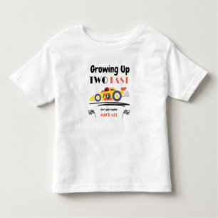 2e verjaardag opgroeien twee snelle gele race auto kinder shirts