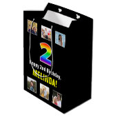 2e verjaardag: Regenboog "2", Aangepaste foto's & Medium Cadeauzakje (Achterkant Gekanteld)