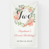 2e Verjaardag Roze Bloemenkrans Twee Banner (Verticaal)