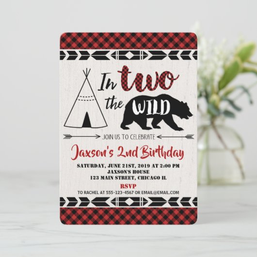2e verjaardag uitnodiging jongen wild twee beer (Staand voorkant)