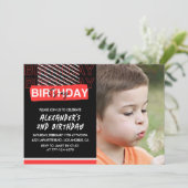 2e verjaardag uitnodigingen jongen Party Foto Rood (Staand voorkant)