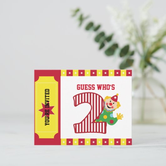 2e verjaardag Waving Circus Clown Uitnodiging (Staand voorkant)