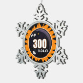 300 Perfecte gamecomover, zwart en Oranje Tin Sneeuwvlok Ornament (Rechts)