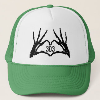303Tattoo/303Worldwide Skull Heart Hands Logo Trui Trucker Pet