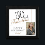 30 en Fabulous Elegant 30th Birthday Foto Cadeaudoosje<br><div class="desc">30 en Fabulous Elegant 30th Birthday Foto cadeau box. Voeg jouw naam en foto toe.</div>